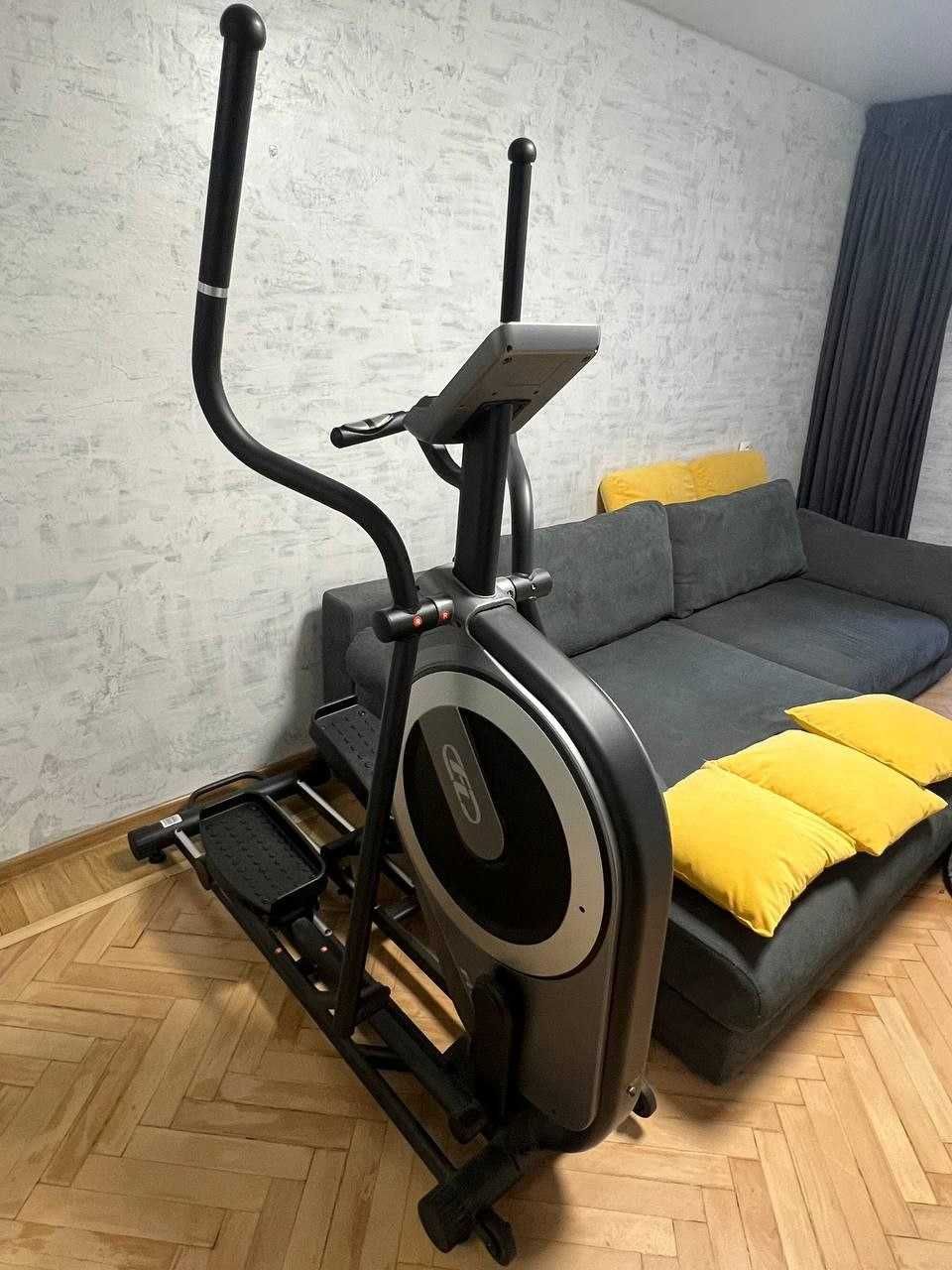 Орбітрек FitLogic (стан нового) один із кращих в по ціні\якості