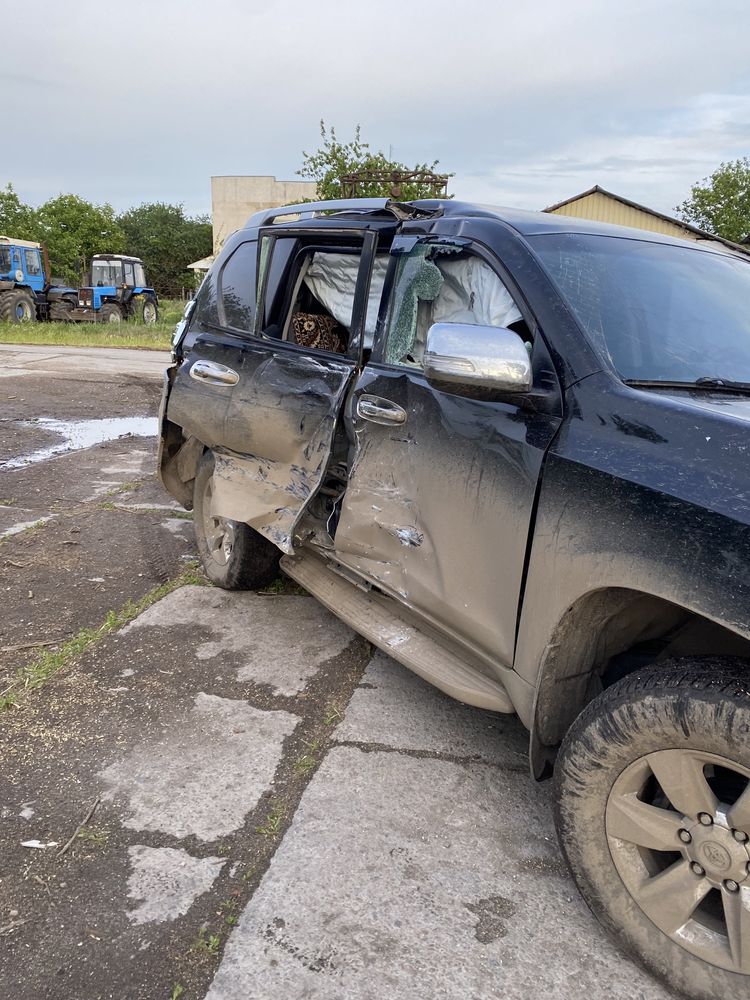 Toyota Prado 2018 2.7 після дтп