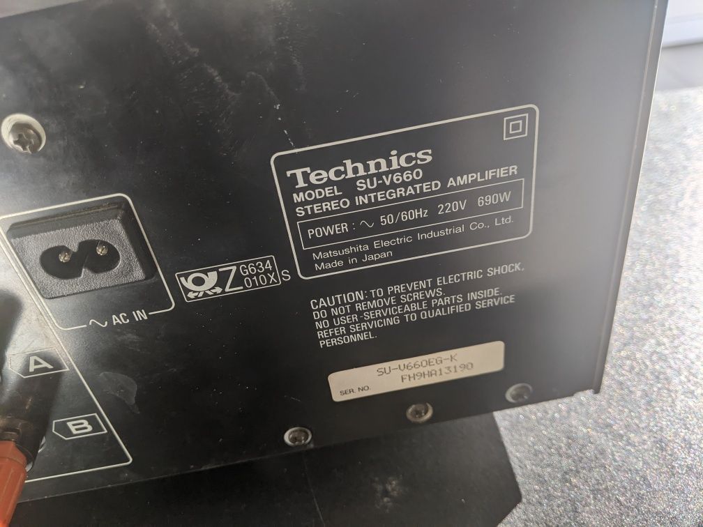 Стерео / підсилювач Technics Stereo Integrateg Amplifier SU-V660