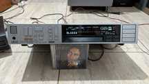 Amplituner AKAI AA A25