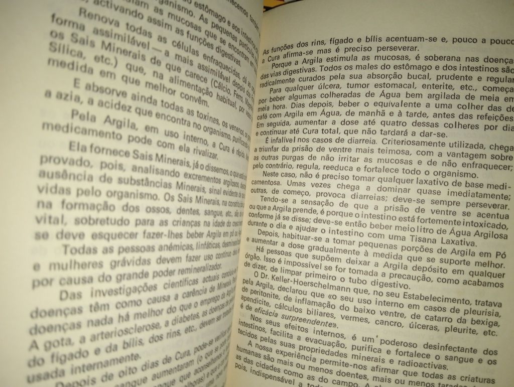 A argila terra curativa,sol e água do mar 2 livros