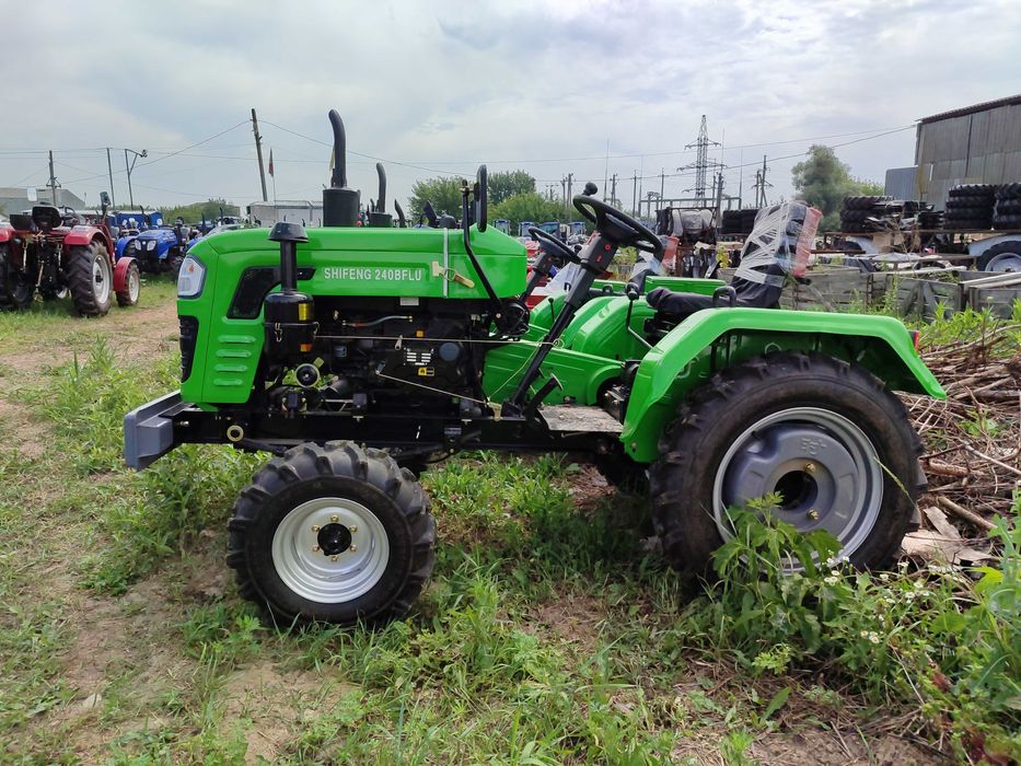 Shifeng 240 BFLU Трактор бесплатная доставка по Украине
