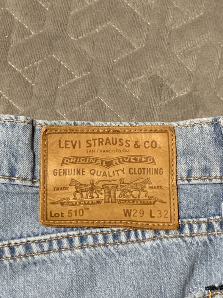 Calças Levi’s 510 Skinny Jeans