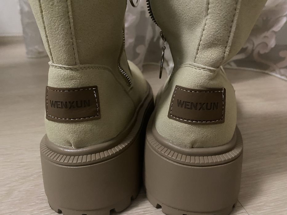 жіночі зимові черевики з бічною блискавкою розмір 39