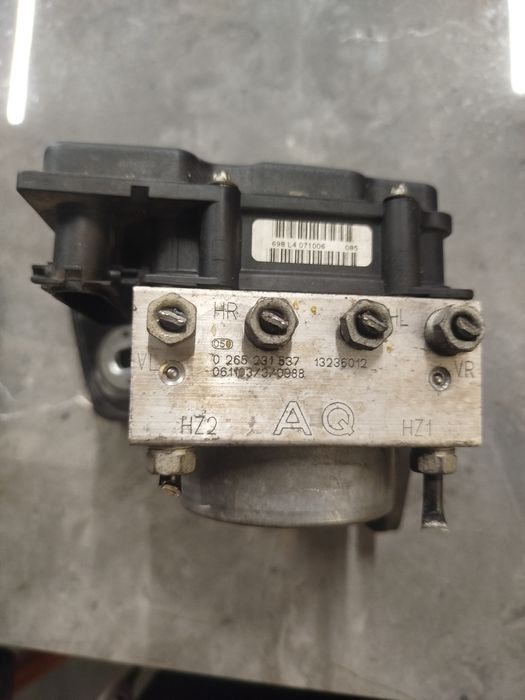 Módulo ABS Corsa D (0.265.800.422)