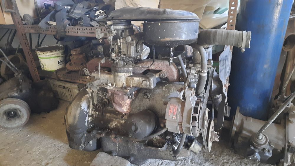 Uaz 469 b silnik 2.4 orginalny benzyna stan bardzo dobry polecam