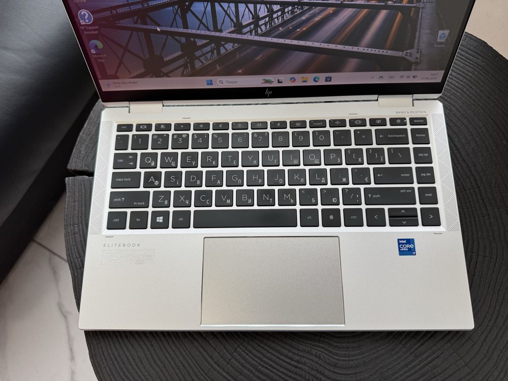 HP EliteBook X360 1040 G8 i7-1185G7 32Gb 256SSD FHD IPS #1053