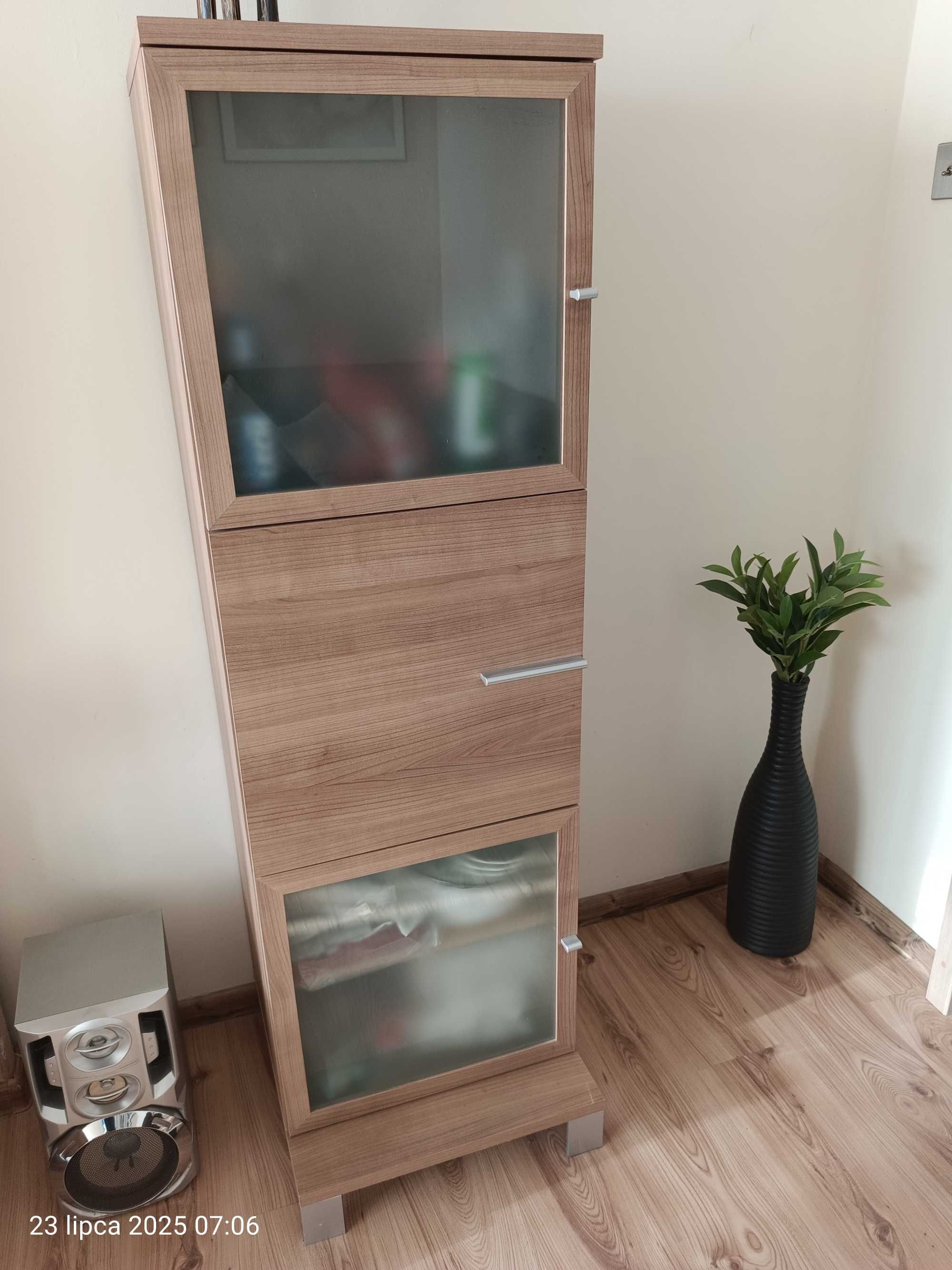 Zestaw 3 mebli – szafa, barek, regał TV