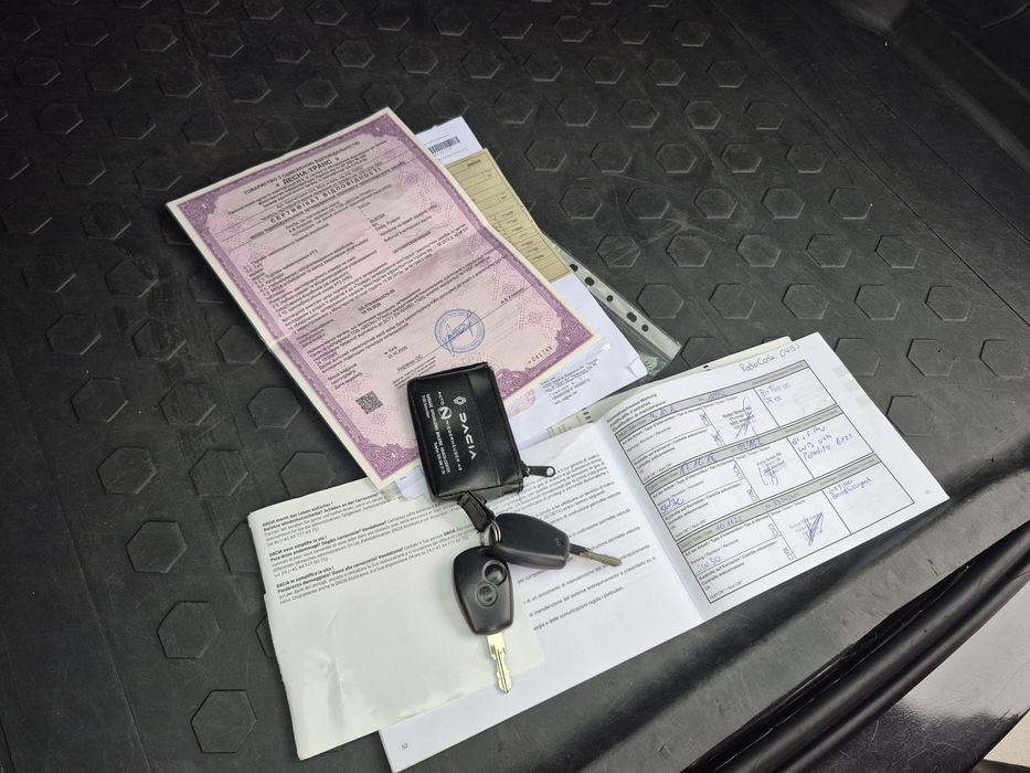 Свіжопригнаний Dacia Duster(2015р,повний привід 4×4,70 тис.пробіг).