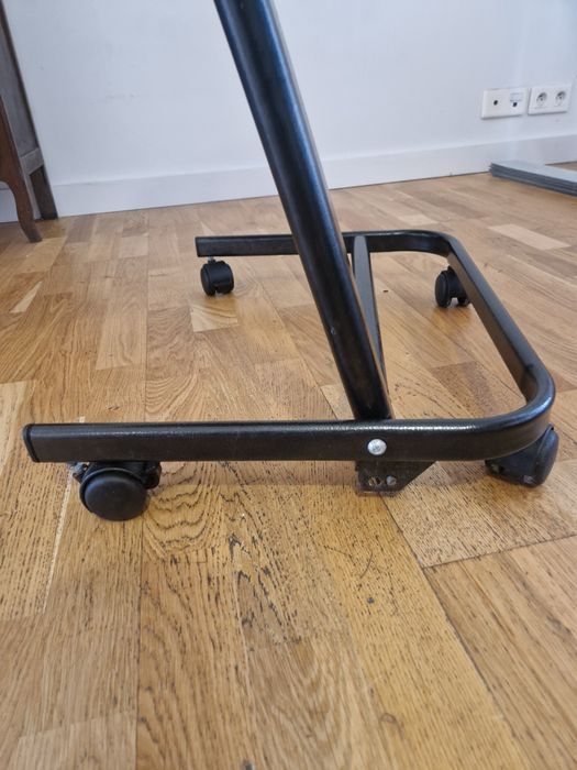 Столик трансформер універсальний.