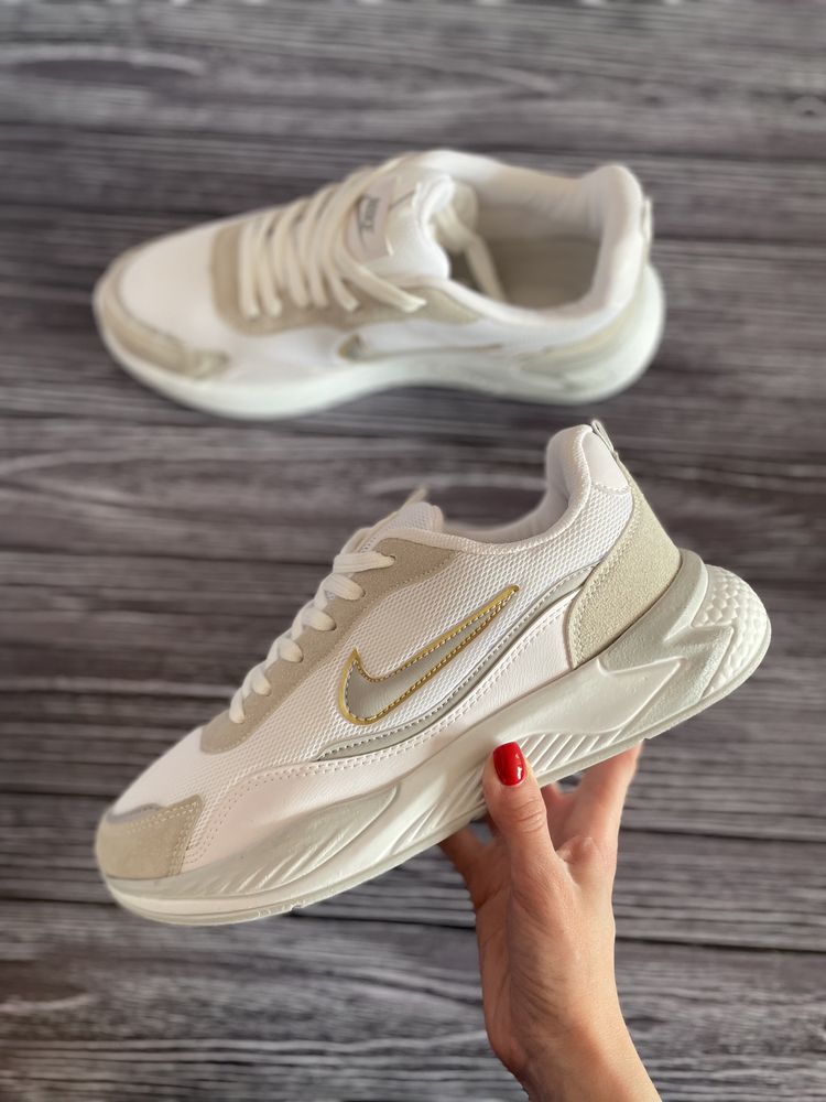 Нереальні чоловічі кросівки Nike Racer White Silver