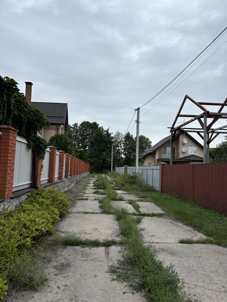 Киівська обл ,Бориспільській р-н,с.Кийлів ,вул.Озерна