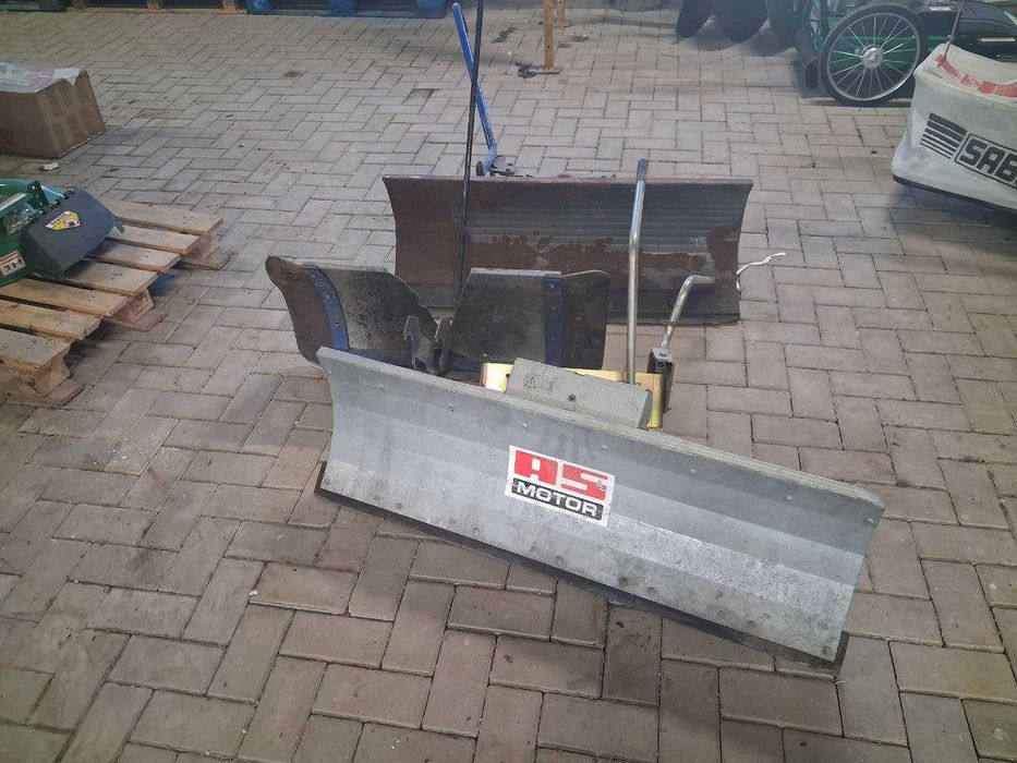 Komplet przystawek-lemieszy do śniegu,do kosiarek samojezdnych