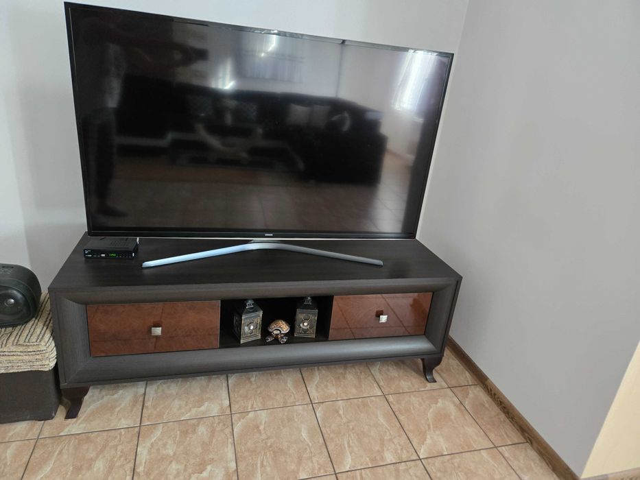 Komoda pod telewizor