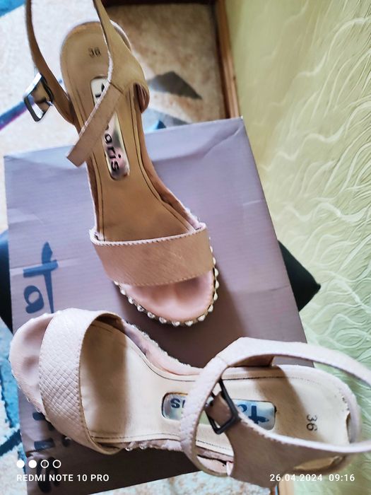 Босоніжки Tamaris. 36 розмір