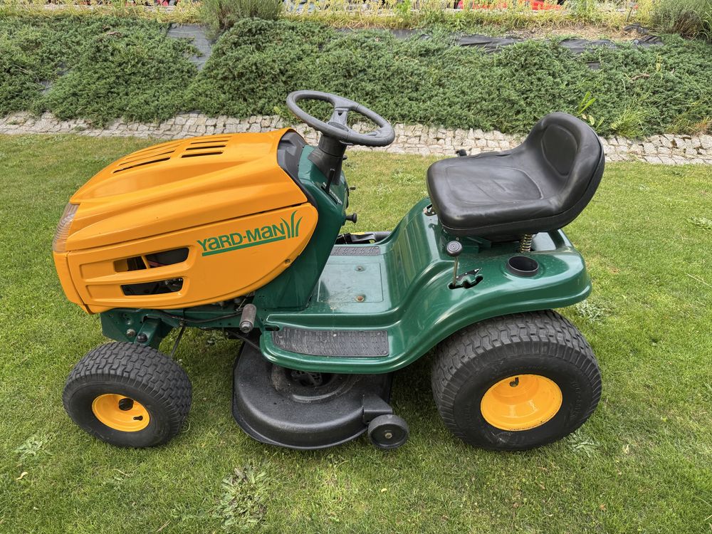 Traktorek YardMan 12,5 konia