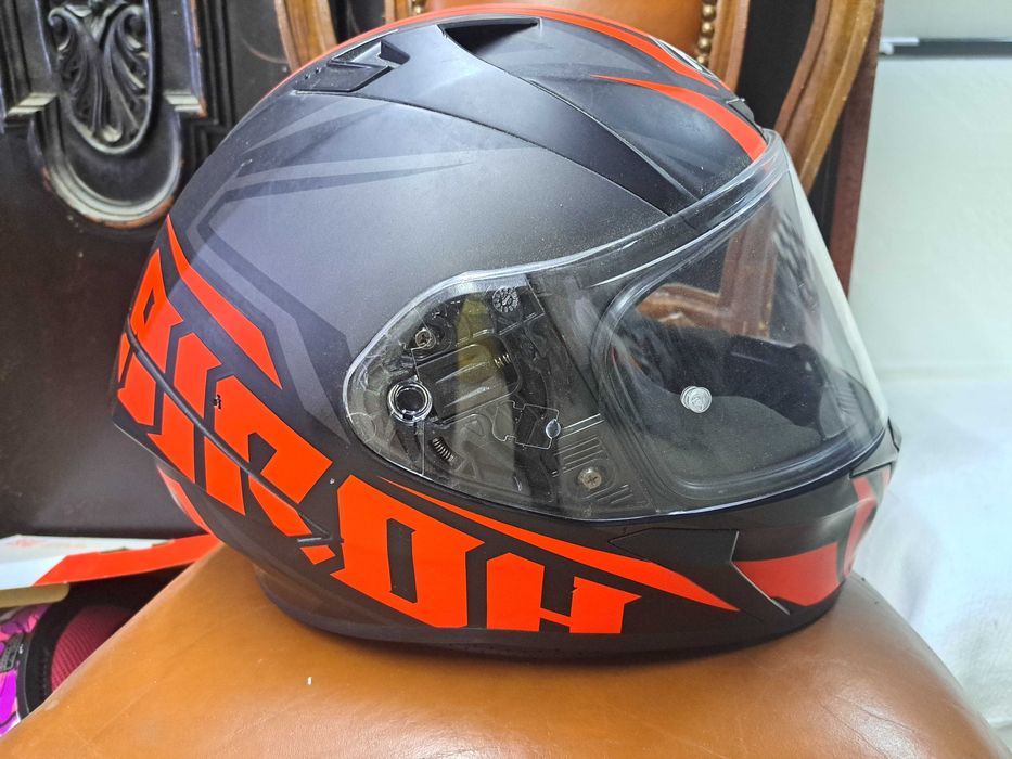 Vendo Capacete airoh