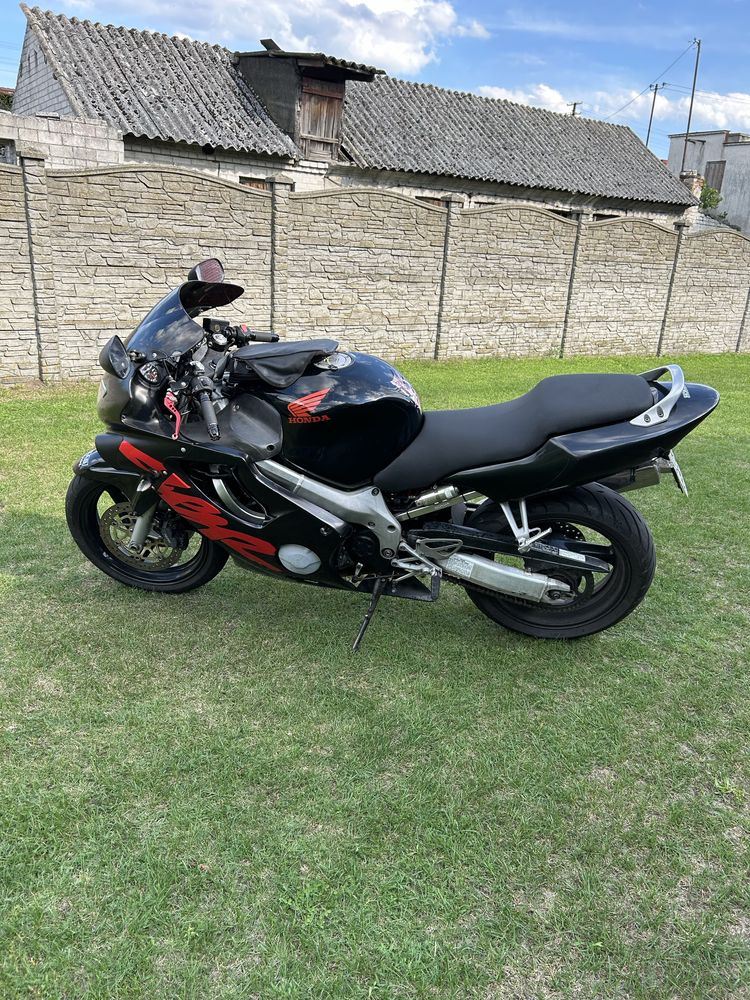 Honda cbr f4 600