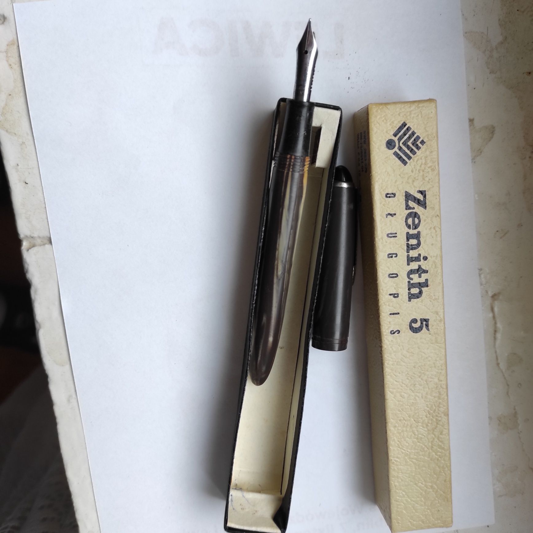 Wieczne pióro PRL w pudełko po Zenith 5 długopis
