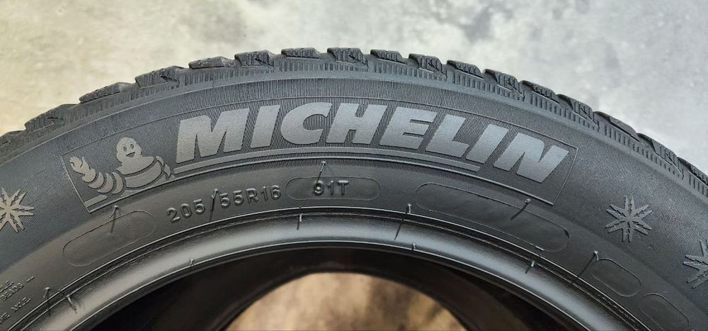 205.55.16 Michelin Alpin5 4шт