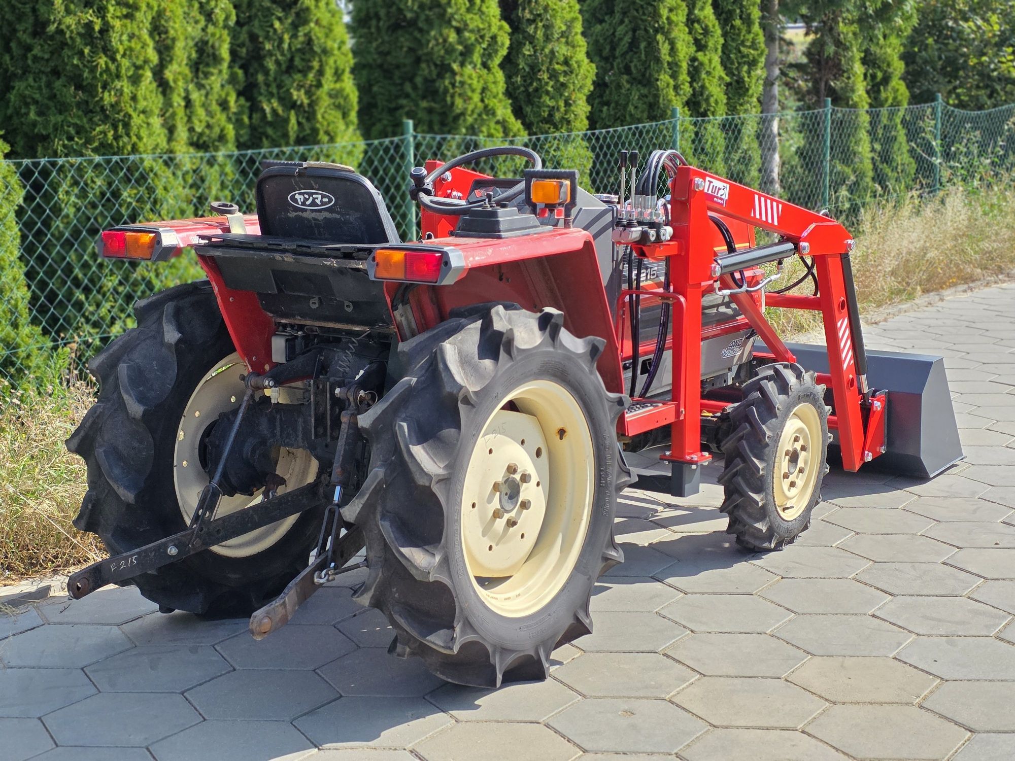 Mini traktorek YANMAR F215 TUR ladowacz krokodyl (nie kubota gl iseki
