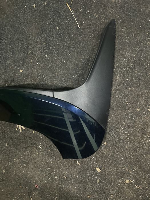 Спойлер двери багажника mazda cx-5 kf 2022- в сборе синий цвет 42m