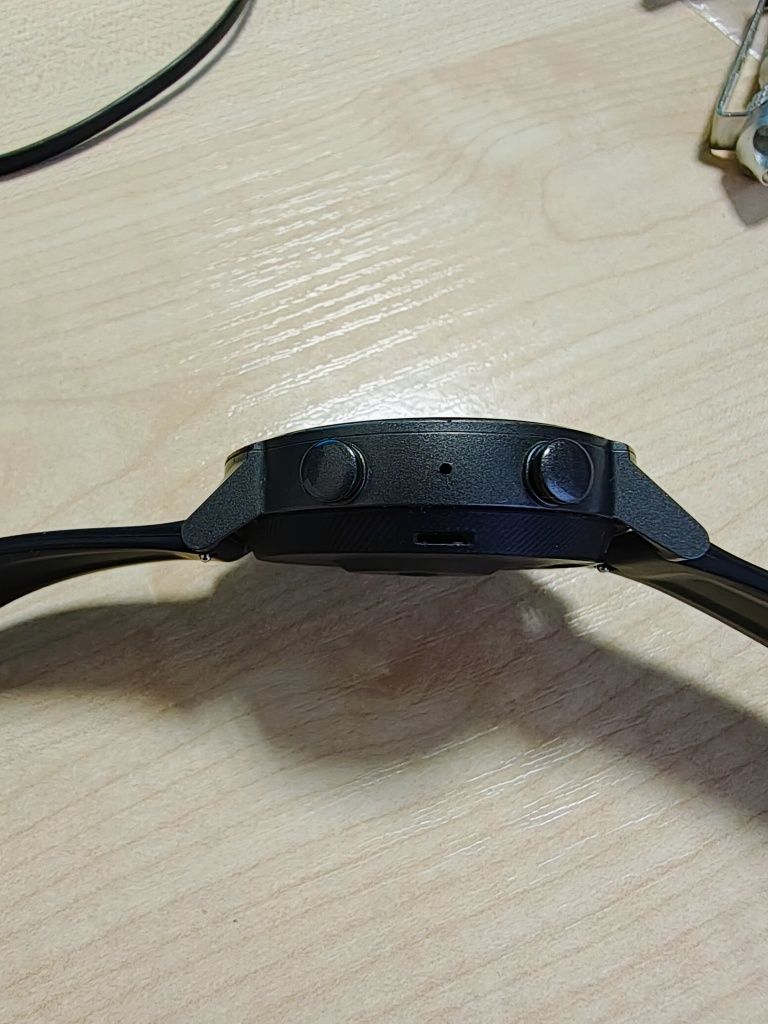Смарт годинник з NFC Mobvoi TicWatch E3 Panther Black