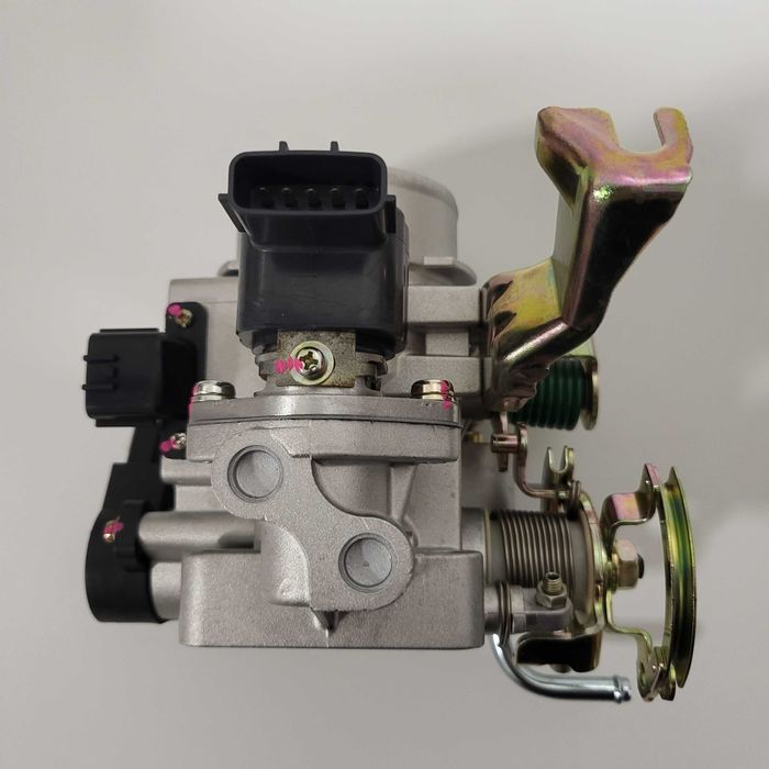 NOVA - Corpo da borboleta/Torre de admissão Nissan Micra K11