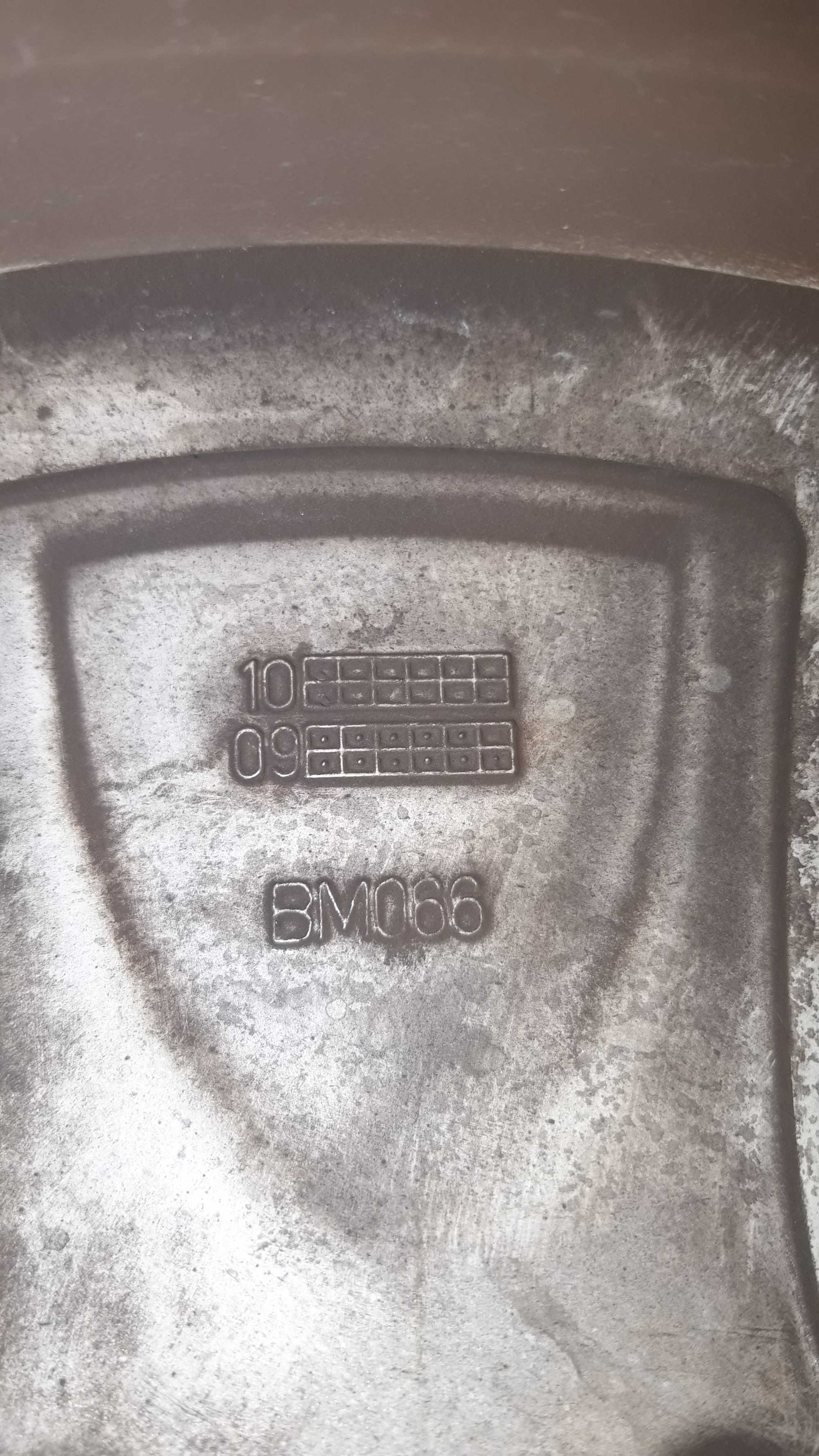 Felgi Aluminiowe Koła BMW  E91 E90 R17 cali oryg , 7,5Jx17 EH2+  IS43