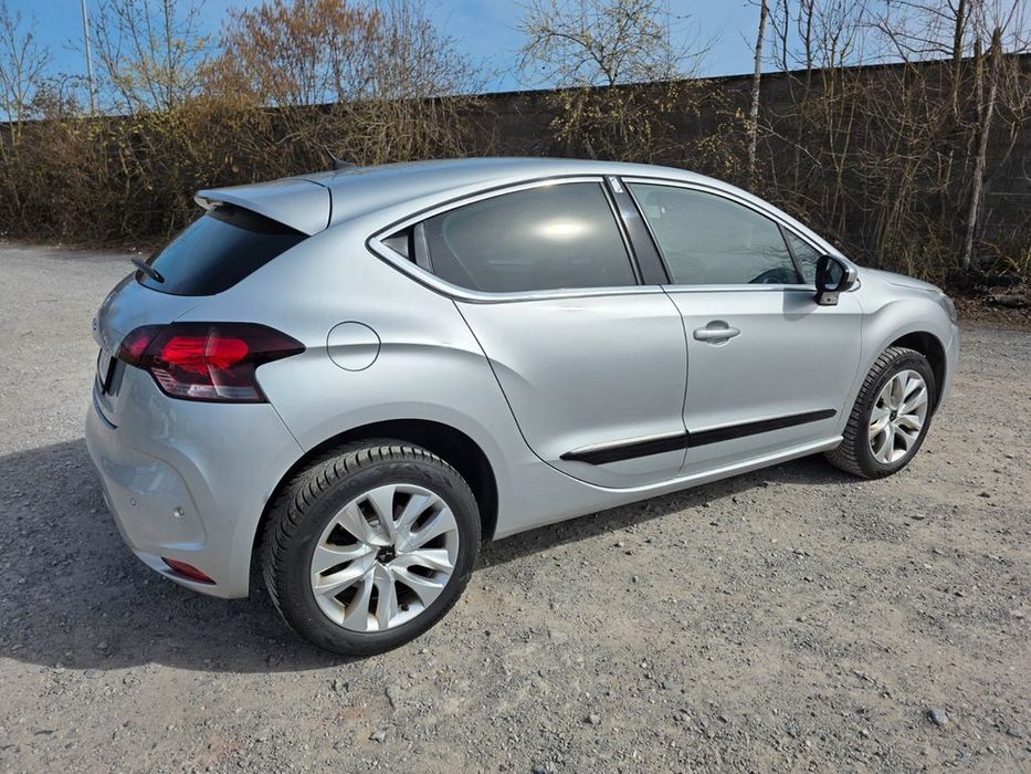 Бампер Citroen DS4 2011- разборка сітроен c4 дс4 є шайн запчастини