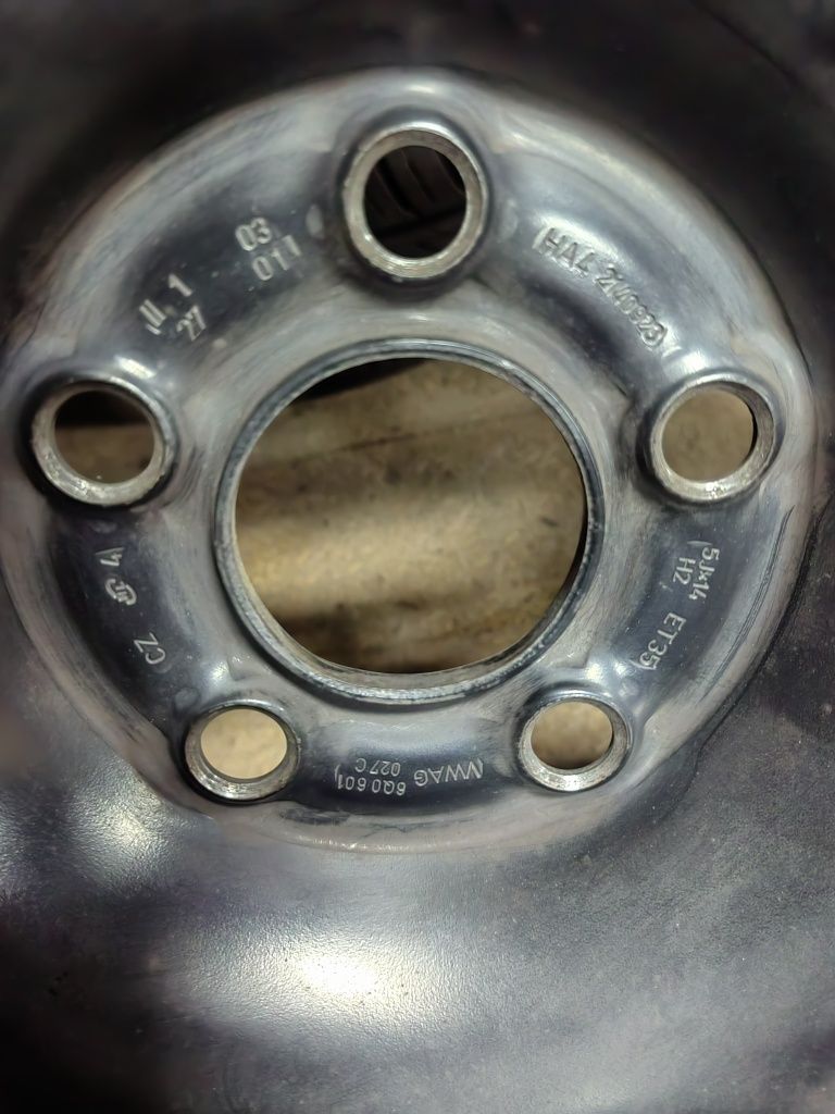 Opony wraz felgami 175/65 R14