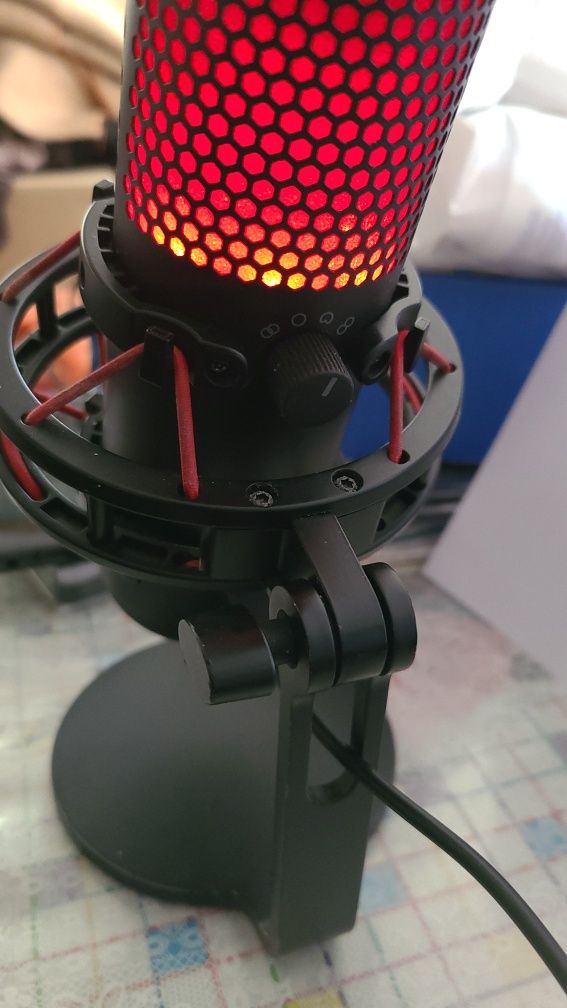 HyperX Quadcast, нюанс