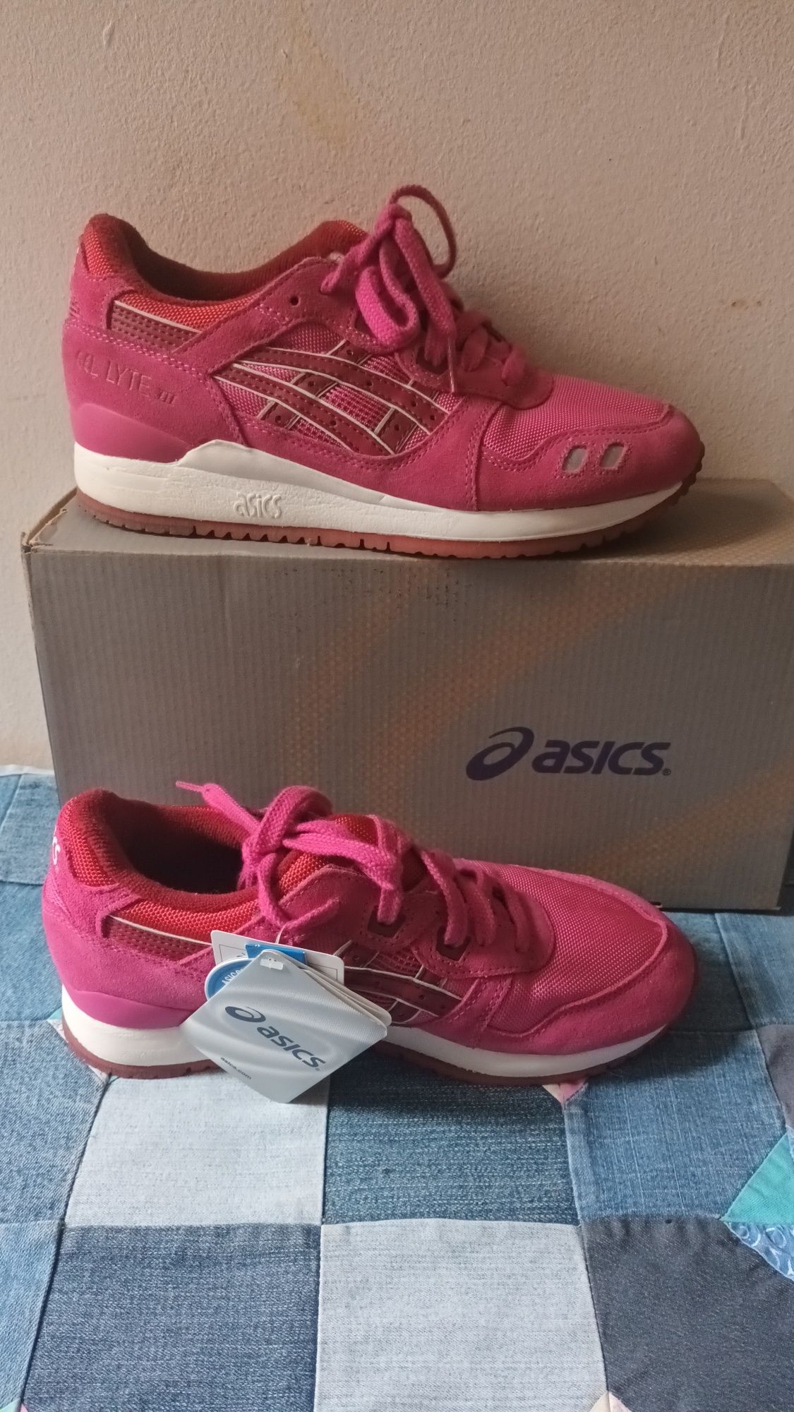 Nowe buty Asics 36,5