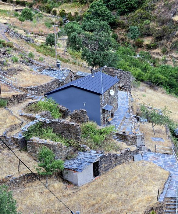Casa de xisto para venda tojo (piodão)