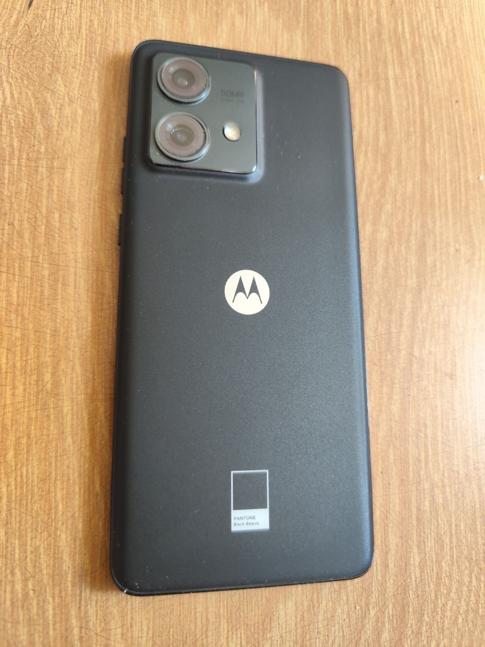 Моторола edge 40 neo. Память 12/256