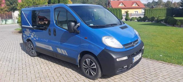 Sprzedam Opla vivaro 1.9 CDTI