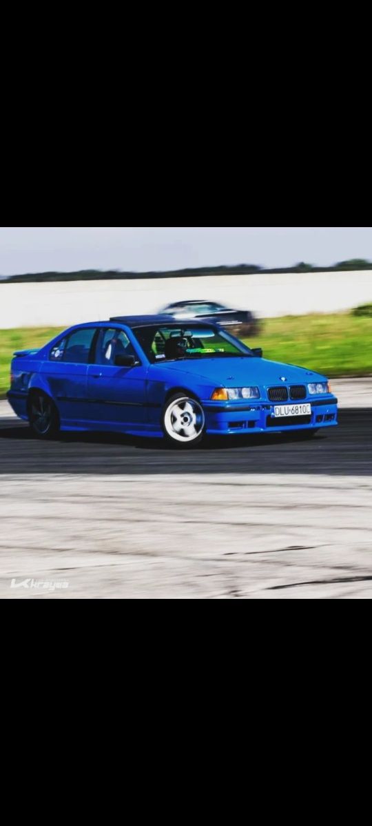 BMW e36 323i zdrowa buda drift spec m52b25