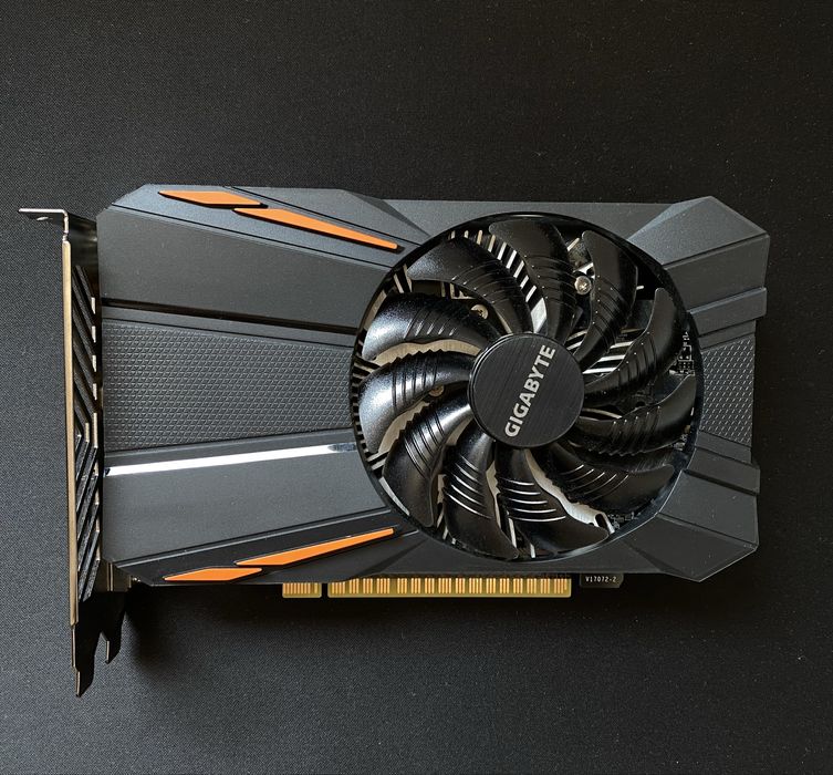 Продам ПК Amd Ryzen r5 1600 Nvidia Geforce GTX 1050 Ti 4Gb Gigabyte