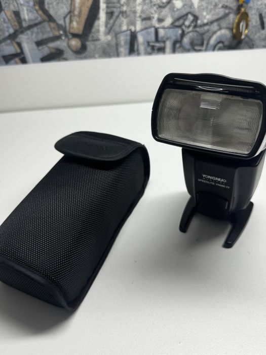 Спалах для фотоапаратів Canon  YONGNUO Speedlite  YN560 IV + подарунок