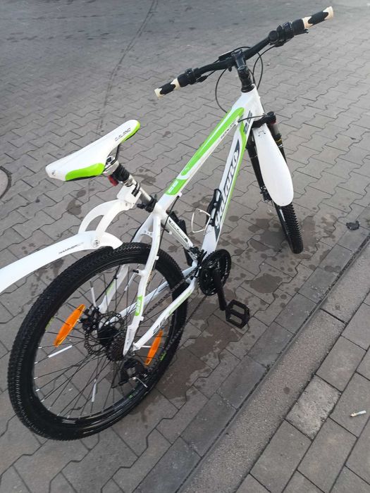 Galano Toxic z 26-calowymi kołami  idealny rower górski