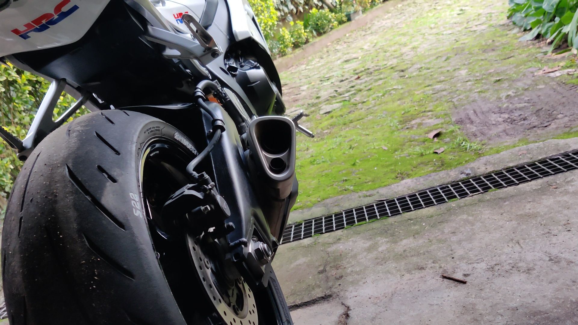 Honda CBR 1000rr 20th anniversary