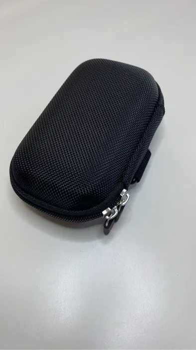 Twarde etui czarne