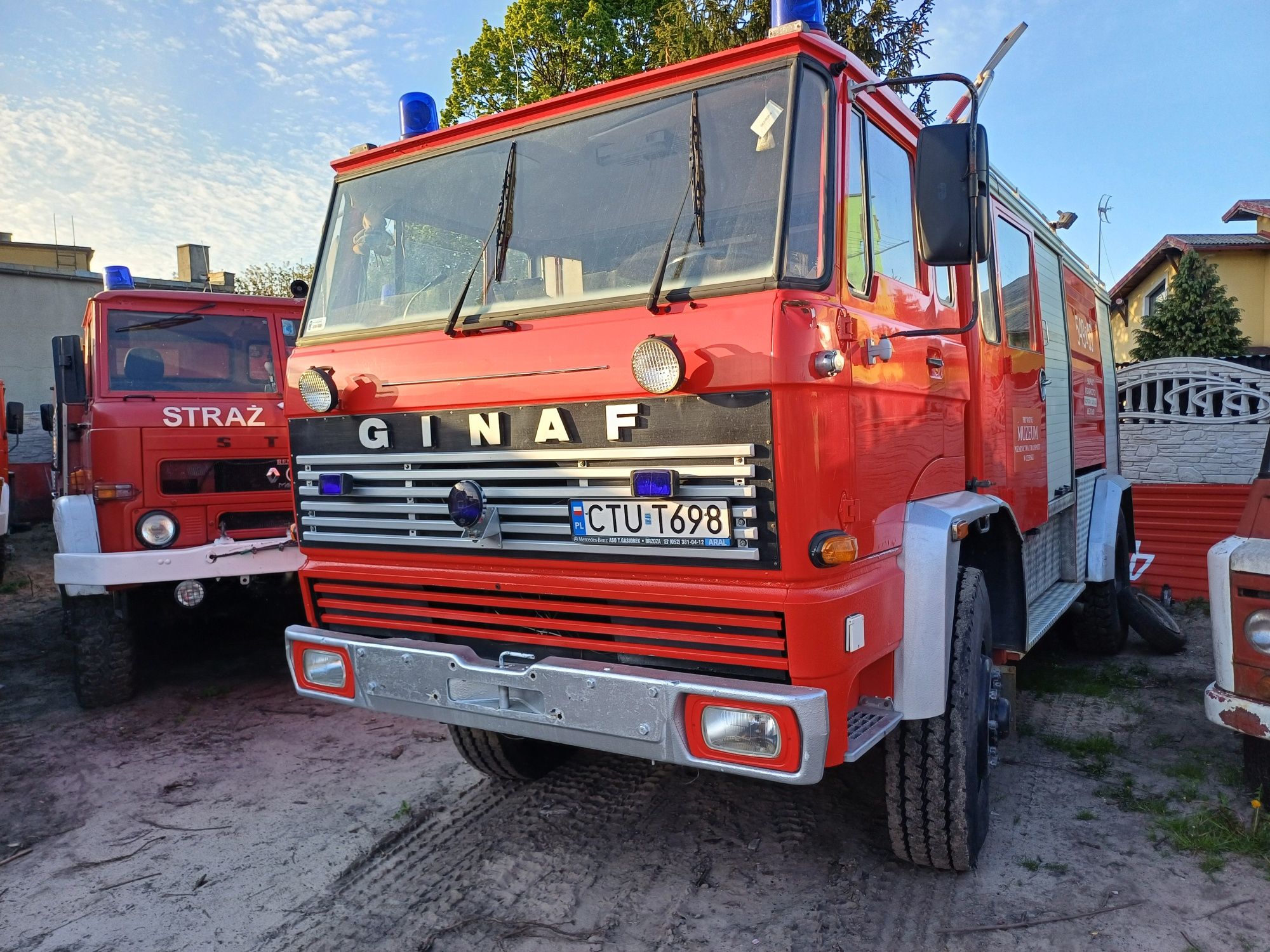 Ginaf F160 strażacki 4x4 automat GCBA pożarniczy 6 osób zadbany
