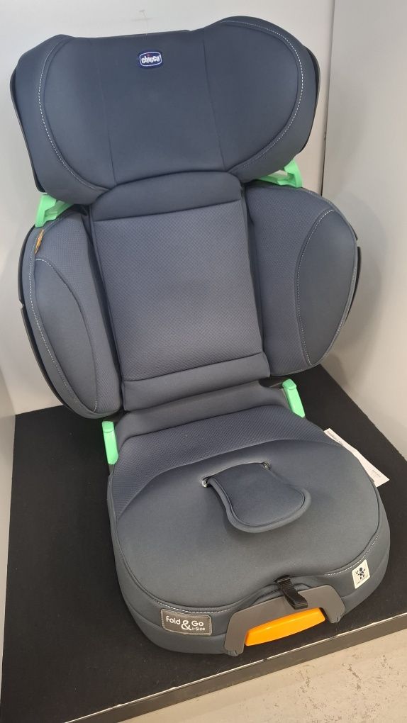 Nowy fotelik samochodowy Chicco fold&go 15-36 kg wyprzedaż
