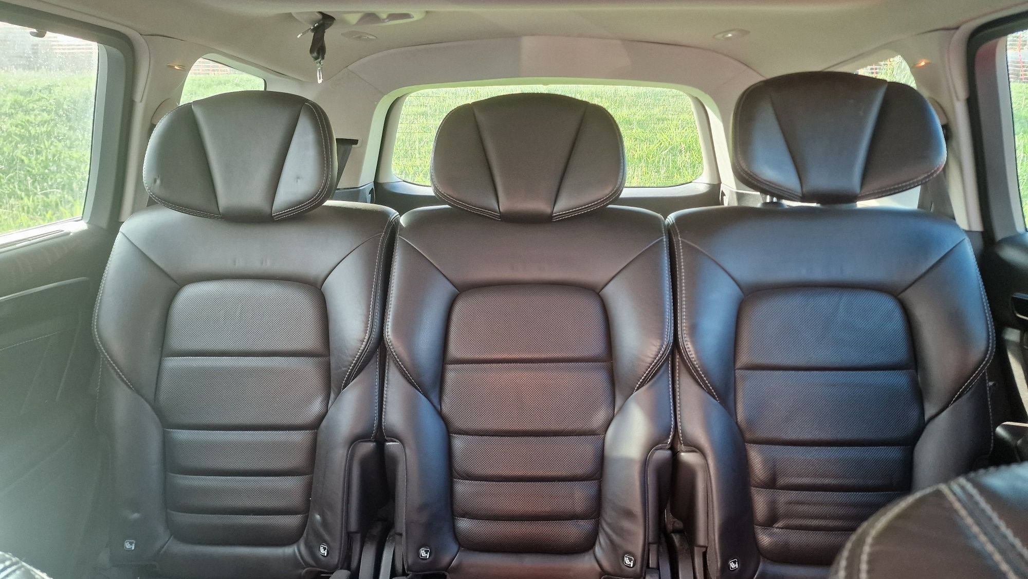 Renault Espace 1.6 dci initiale