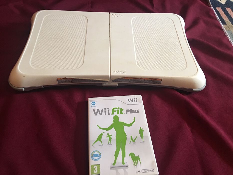 Wii + jogos + acessórios + WiiFit Plus