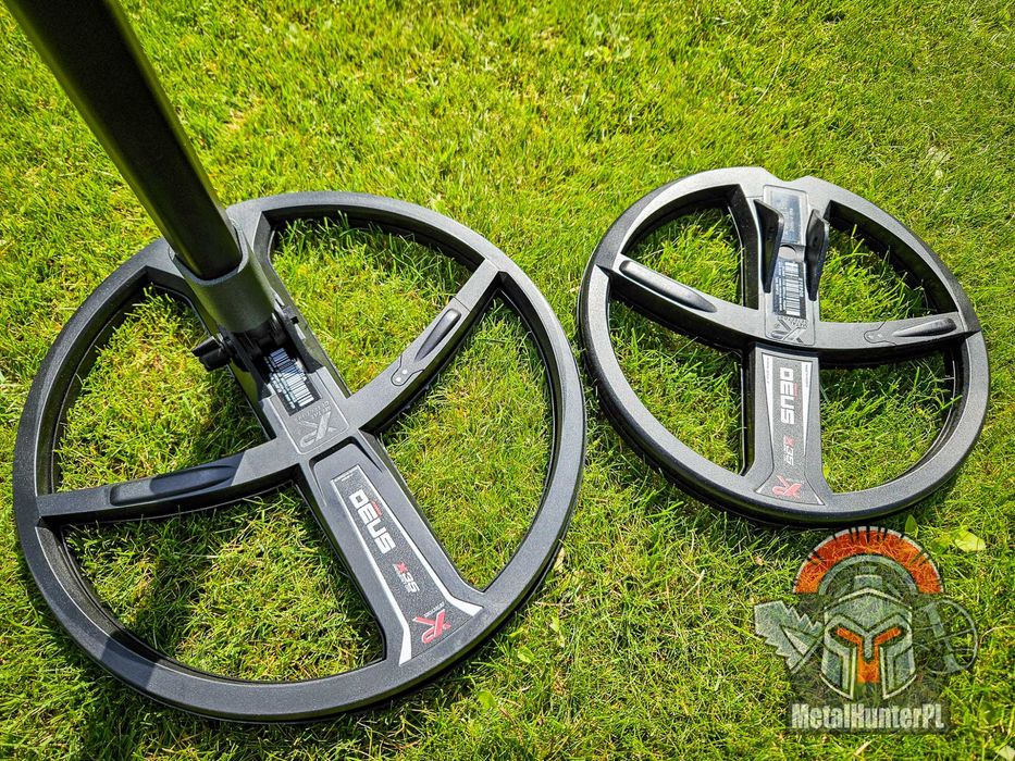 Wykrywacz Metali XP Deus z panelem, sztycą i cewką 9" DEUS-22X35RC