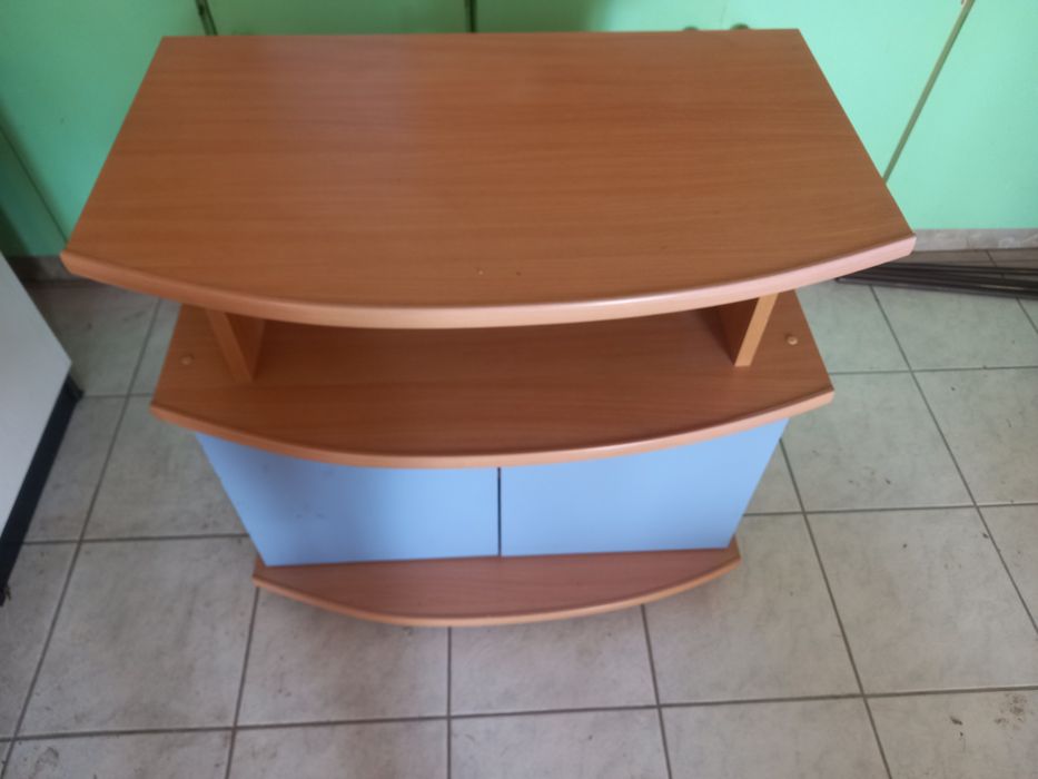 Meble i akcesoria meblowe