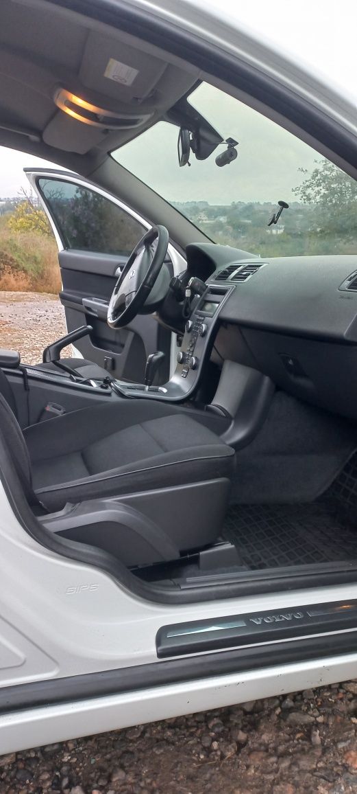 Авто volvo  s 40