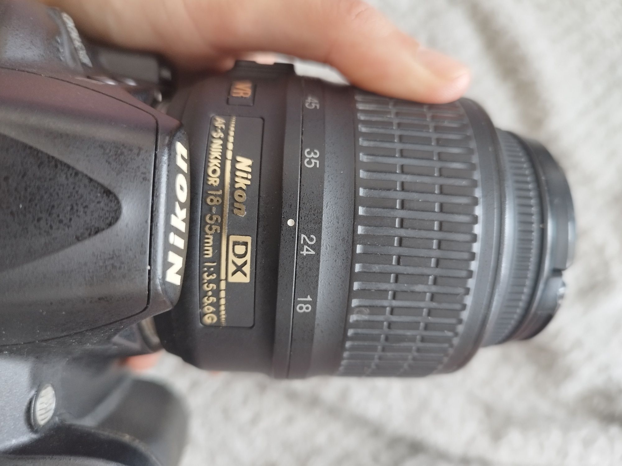 Máquina Fotográfica Nikon D3100